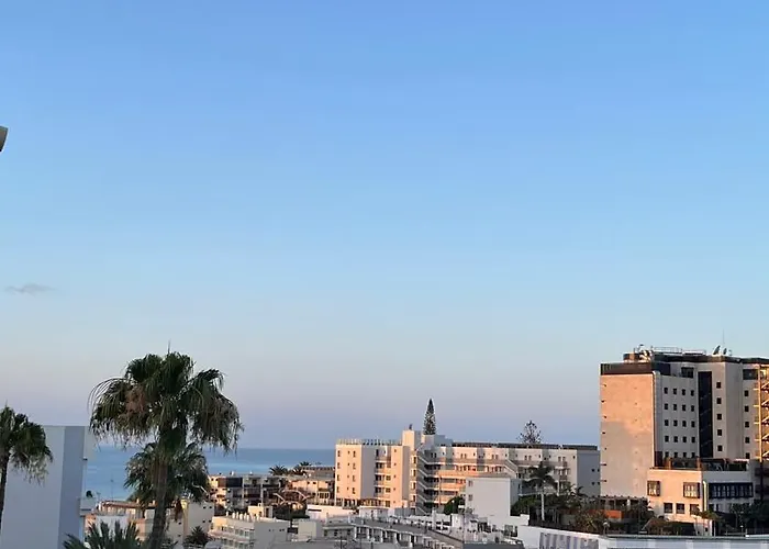 Juncos Ii * 普拉亚戴尔雷安格莱斯